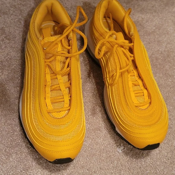 Mustard air max 1 2025